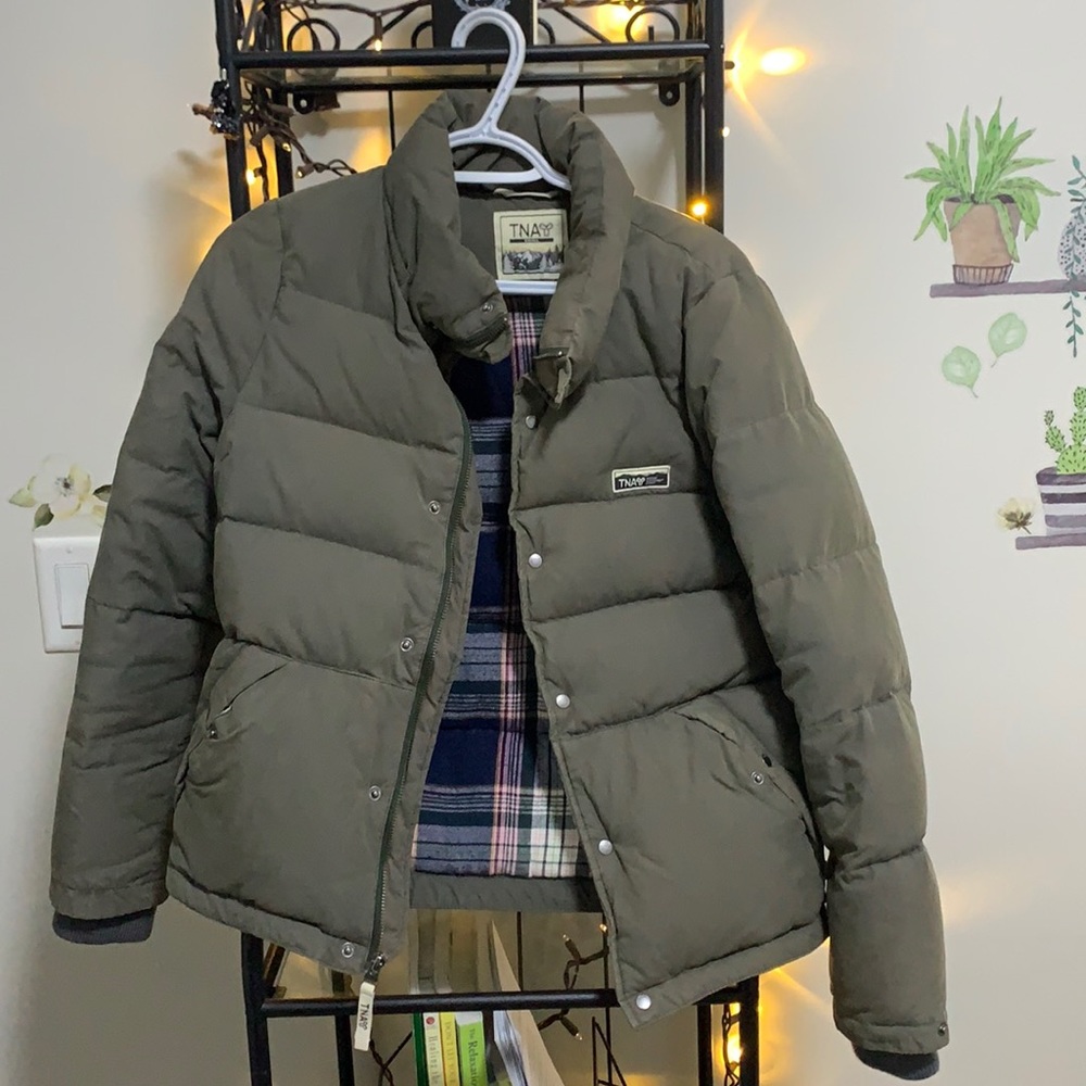 Aritzia TNA puffer